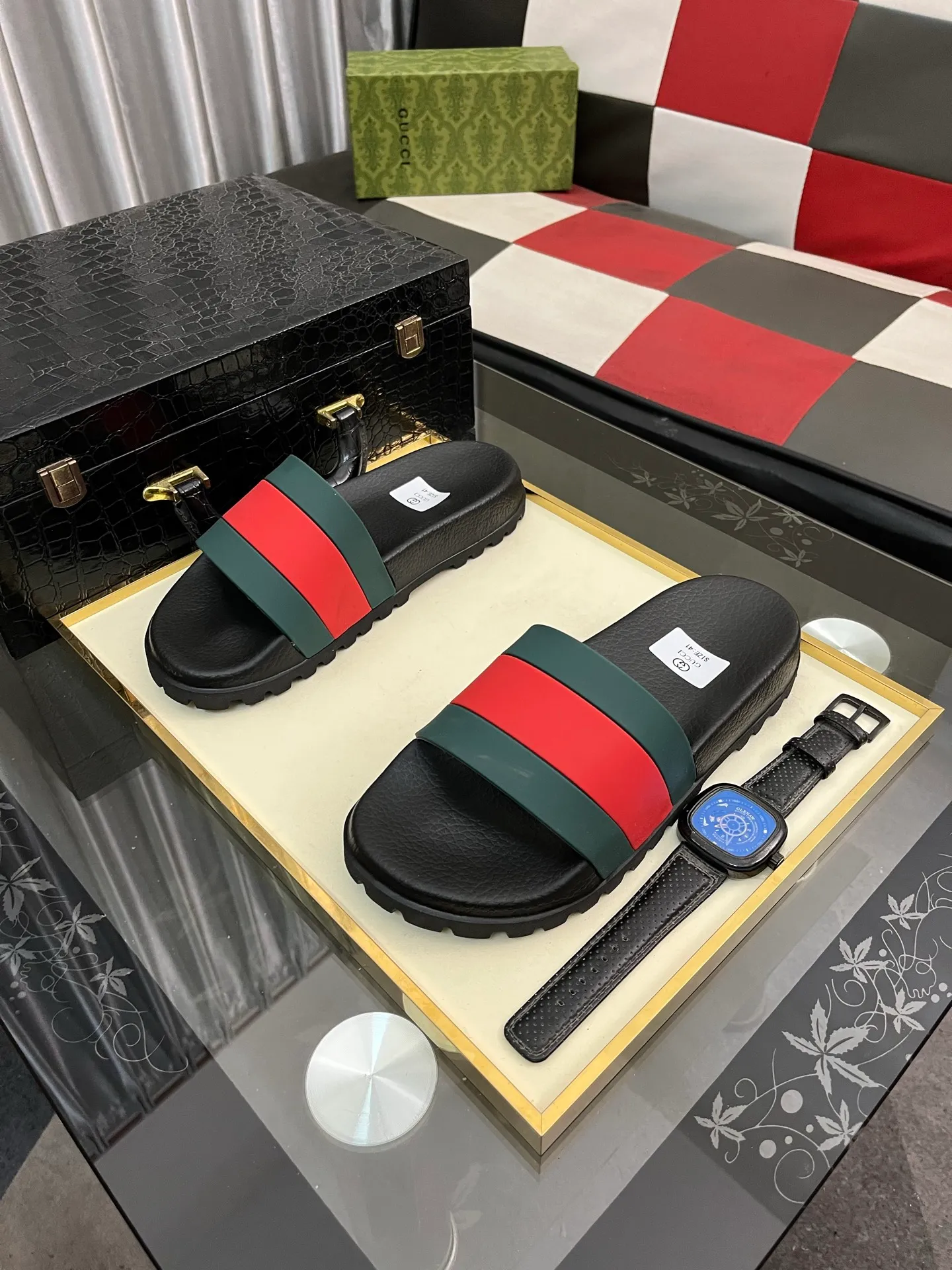 Men's men's shoes💰260⌚️⌚️ＧＵＣＣＩ.Gucci.Official website 1:1 popular slippers hot sale! Original original material 🩴 SIZE: 38-46 (45.46 non-refundable)